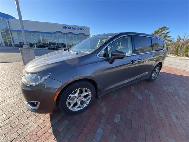 used 2018 Chrysler Pacifica car, priced at $11,574