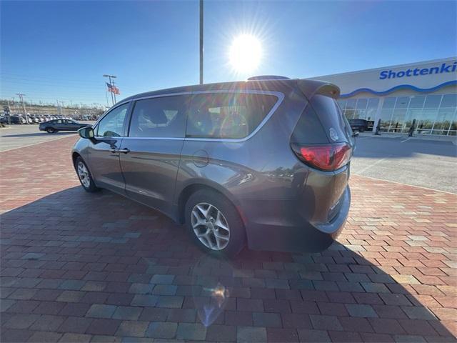 used 2018 Chrysler Pacifica car, priced at $11,574