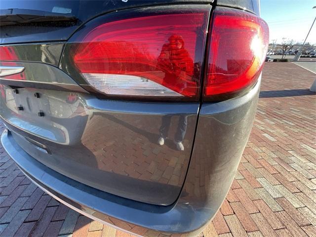 used 2018 Chrysler Pacifica car, priced at $11,574