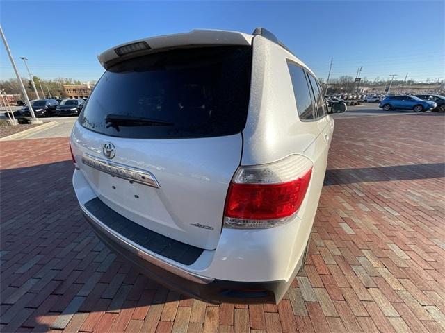 used 2013 Toyota Highlander car, priced at $14,684