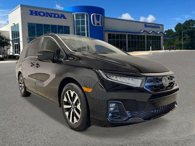 new 2026 Honda Odyssey car, priced at $43,886