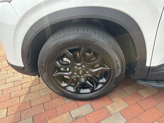 used 2023 Hyundai Santa Fe car, priced at $25,997