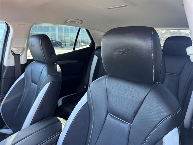 used 2024 Buick Envision car, priced at $29,799