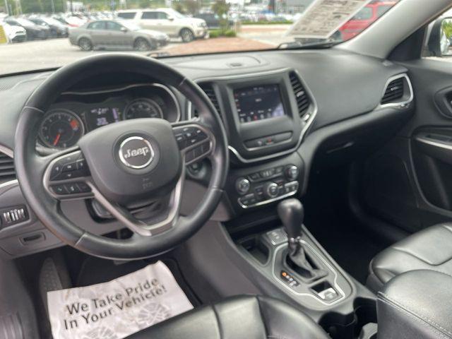 used 2019 Jeep Cherokee car, priced at $11,870