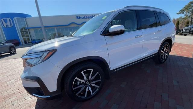used 2022 Honda Pilot car, priced at $32,613
