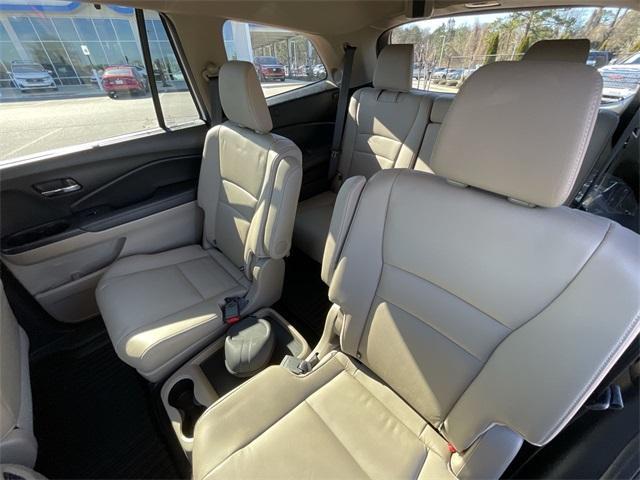 used 2022 Honda Pilot car, priced at $32,613