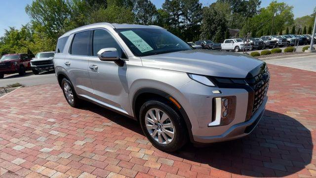 used 2025 Hyundai Palisade car, priced at $34,349