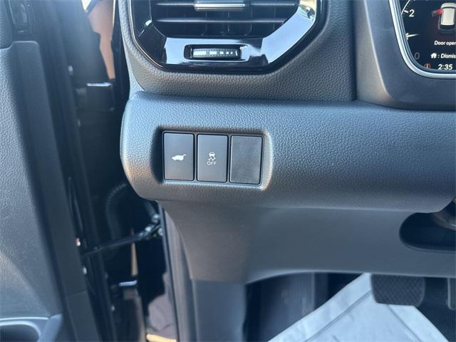 new 2025 Honda Pilot car, priced at $50,202