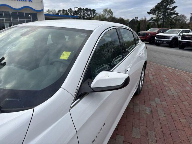 used 2022 Chevrolet Malibu car, priced at $18,626