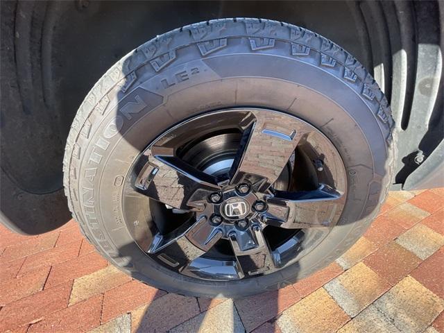 used 2025 Honda Ridgeline car, priced at $40,317