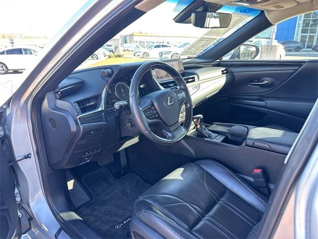 used 2019 Lexus ES 350 car, priced at $27,989