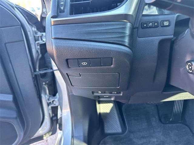 used 2019 Lexus ES 350 car, priced at $27,989