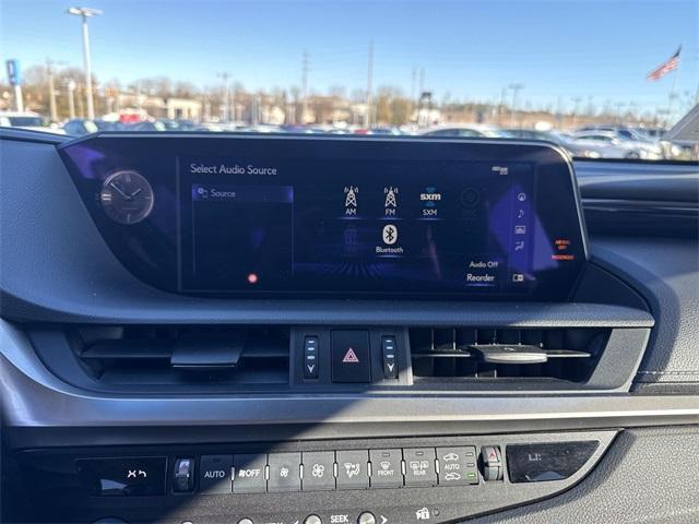 used 2019 Lexus ES 350 car, priced at $27,989