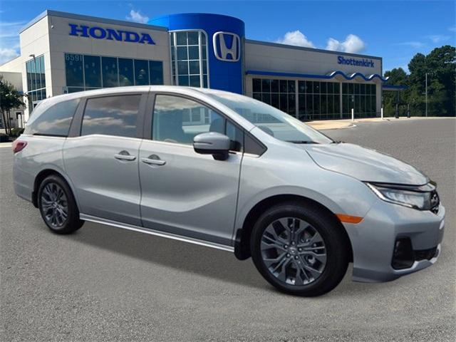 new 2026 Honda Odyssey car, priced at $47,888