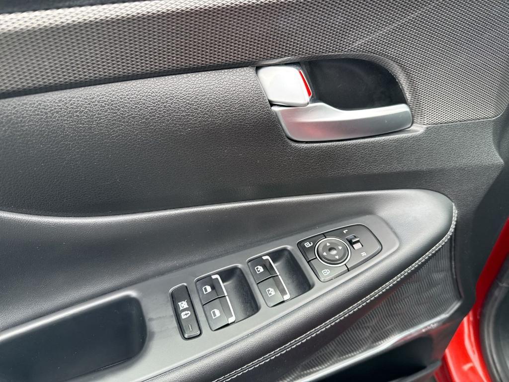 used 2020 Hyundai Santa Fe car, priced at $15,565