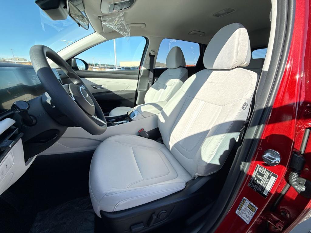 new 2026 Hyundai Tucson car, priced at $33,827