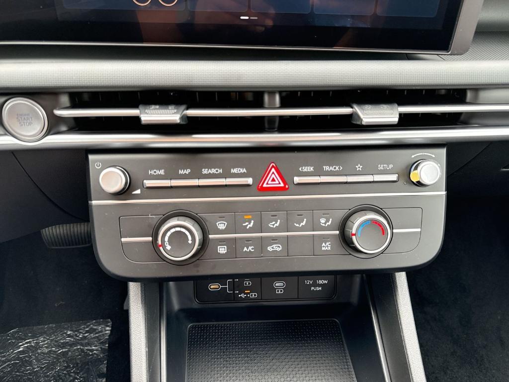 new 2026 Hyundai Tucson car, priced at $32,278