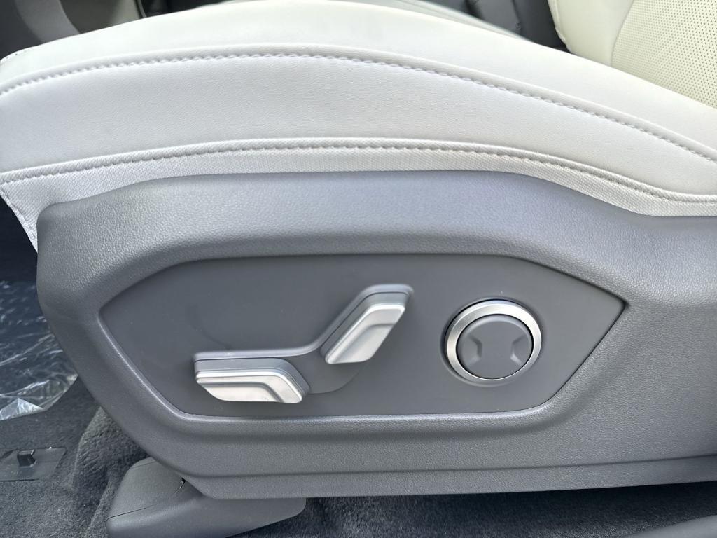 new 2026 Hyundai SANTA FE HEV car, priced at $39,502