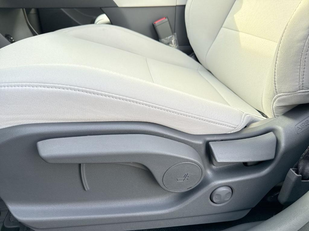 new 2026 Hyundai SANTA FE HEV car, priced at $36,642