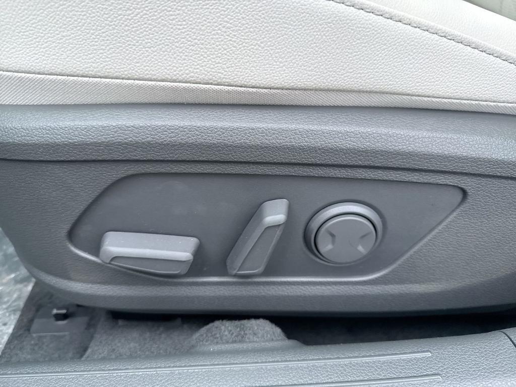 new 2026 Hyundai Sonata Hybrid car, priced at $38,620