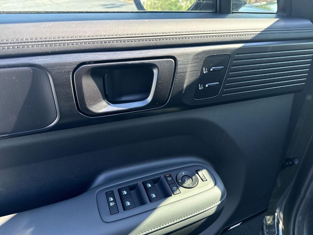 new 2026 Hyundai SANTA FE HEV car, priced at $49,150