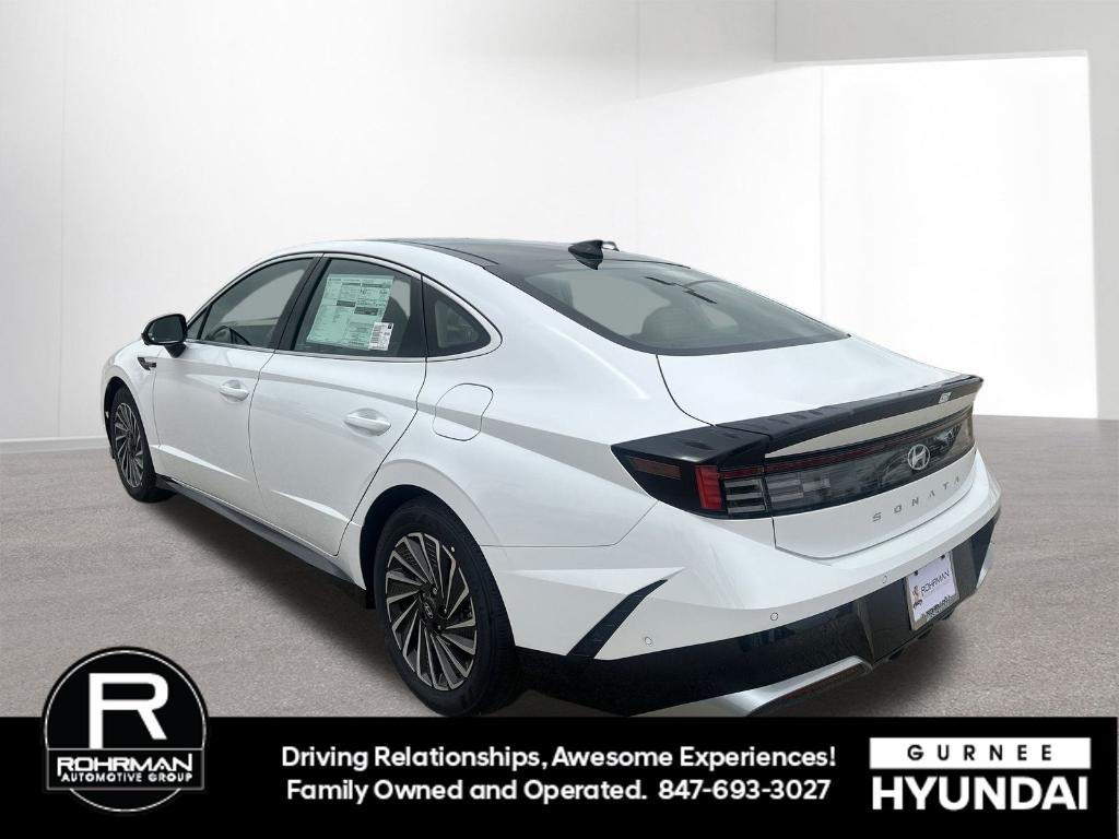 used 2025 Hyundai Sonata Hybrid car, priced at $31,470