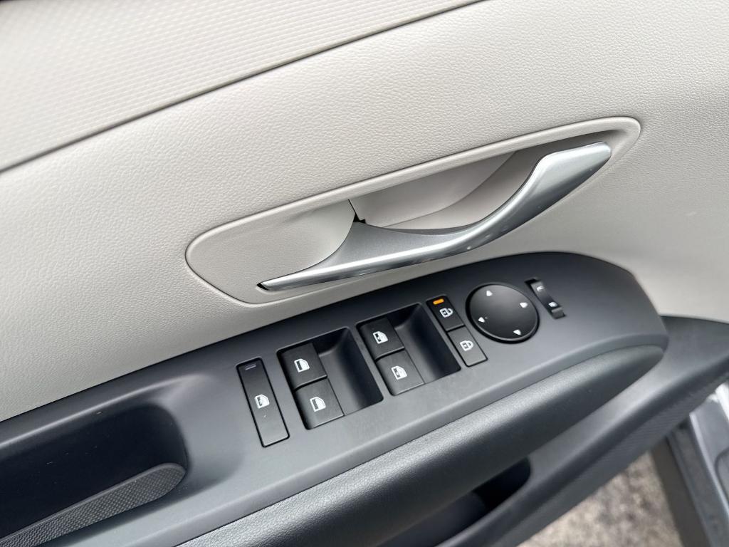 new 2026 Hyundai Tucson car, priced at $30,888