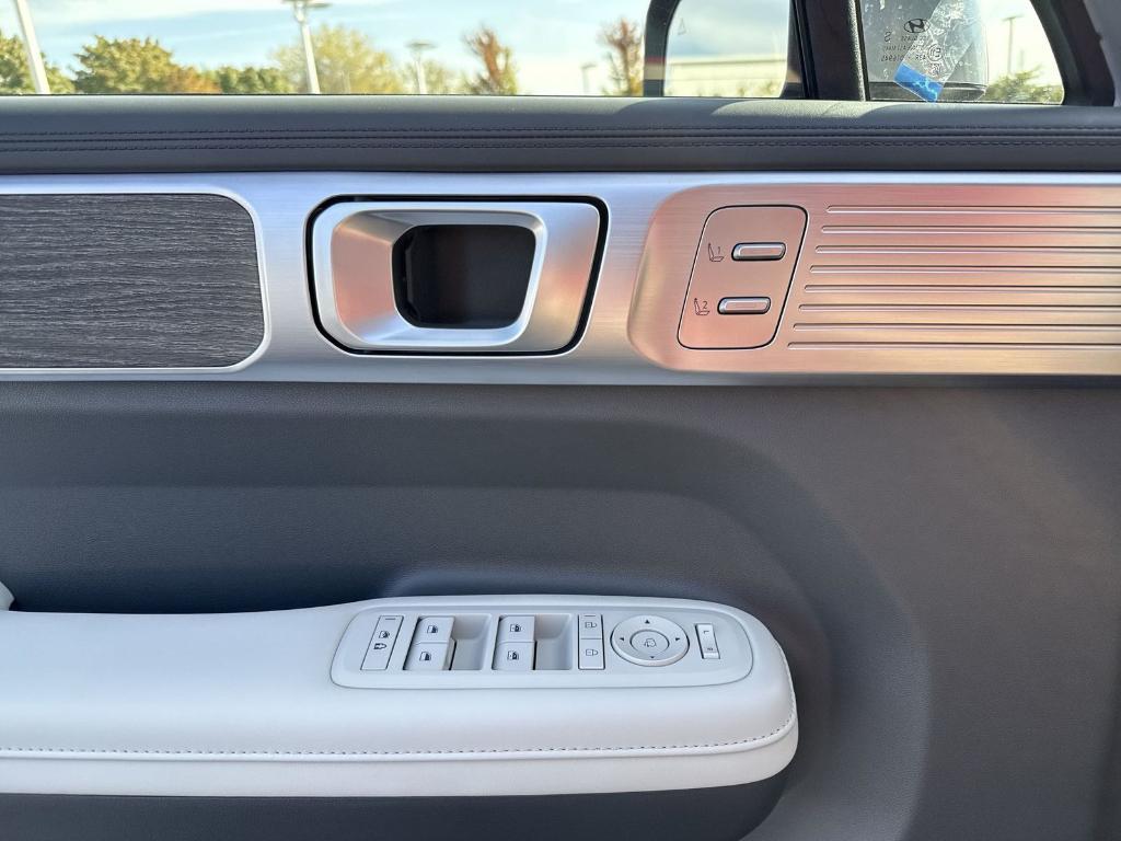 new 2026 Hyundai SANTA FE HEV car, priced at $48,637