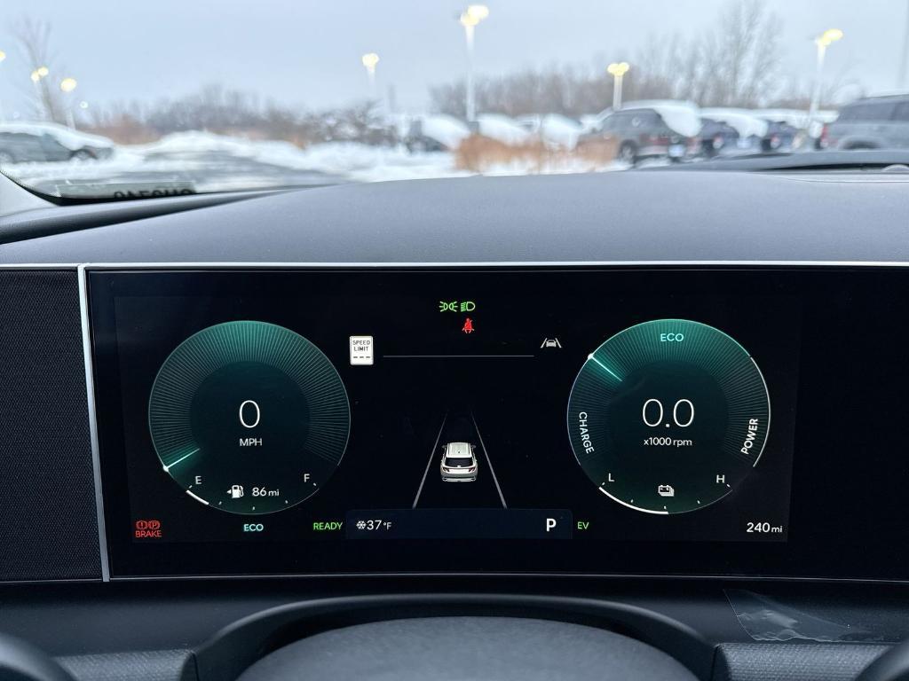 new 2026 Hyundai TUCSON Hybrid car, priced at $36,404