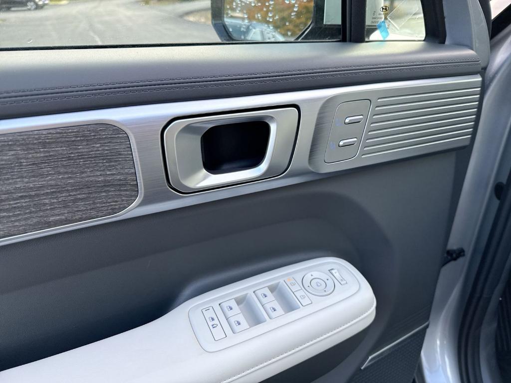 new 2026 Hyundai SANTA FE HEV car, priced at $51,615