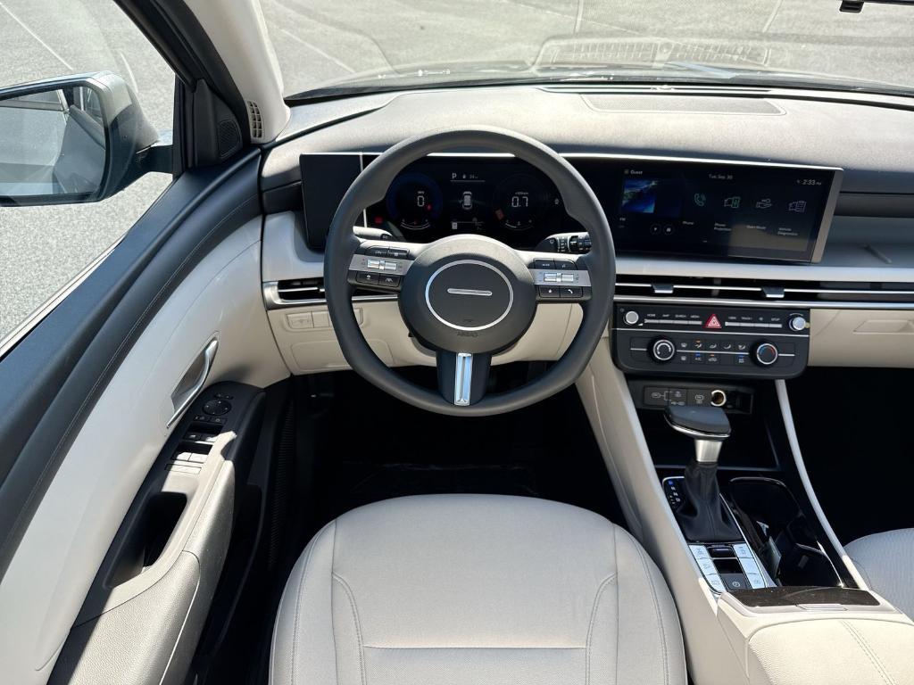 new 2026 Hyundai Tucson car, priced at $32,284