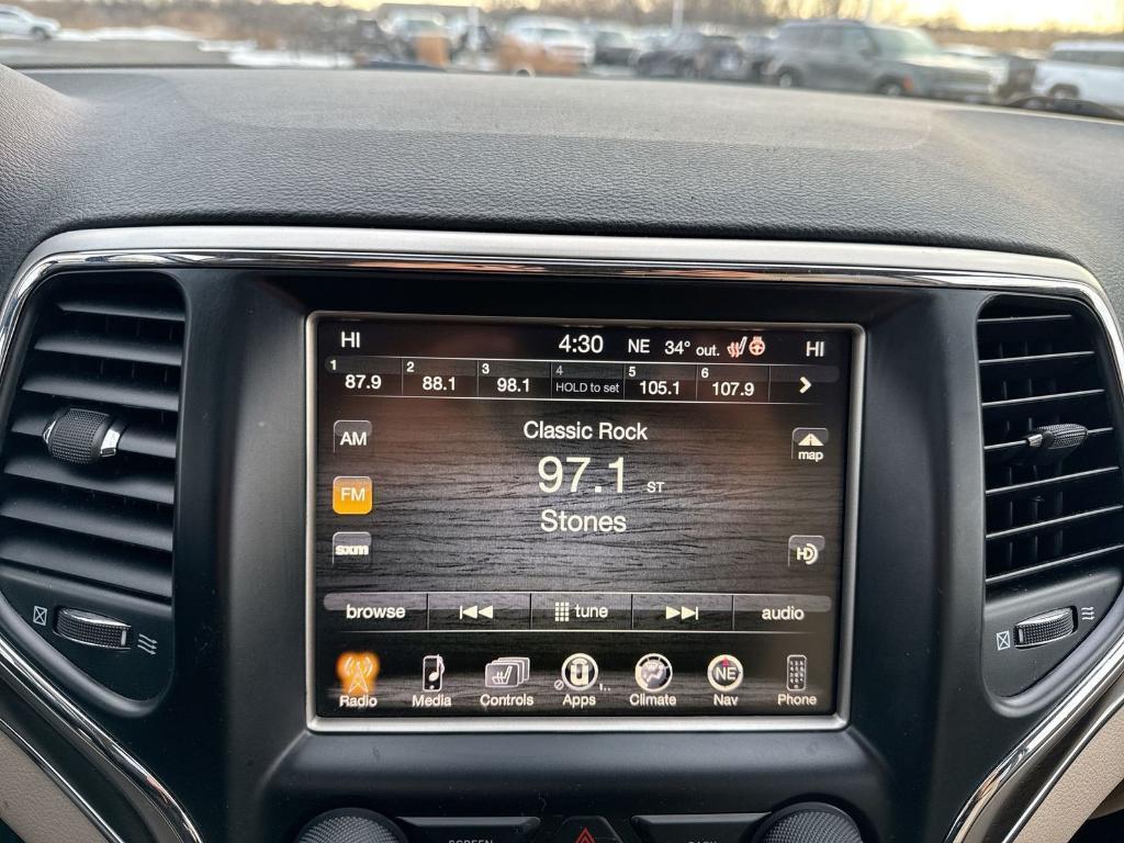 used 2015 Jeep Grand Cherokee car, priced at $13,125