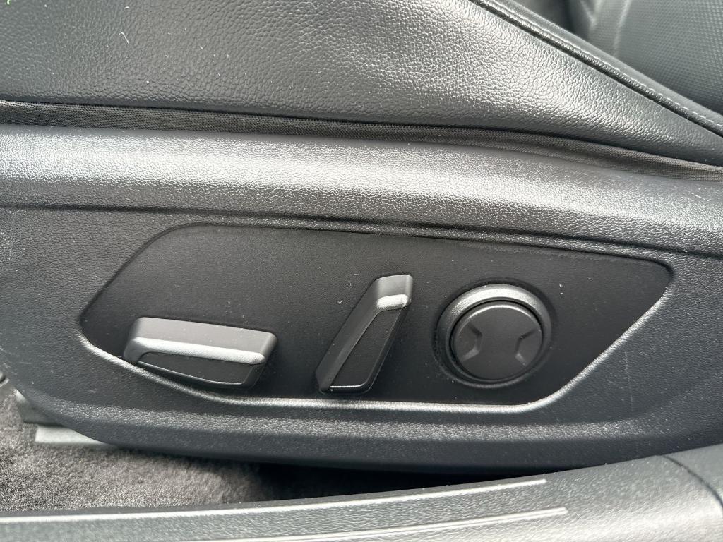 used 2023 Hyundai Elantra car, priced at $15,786