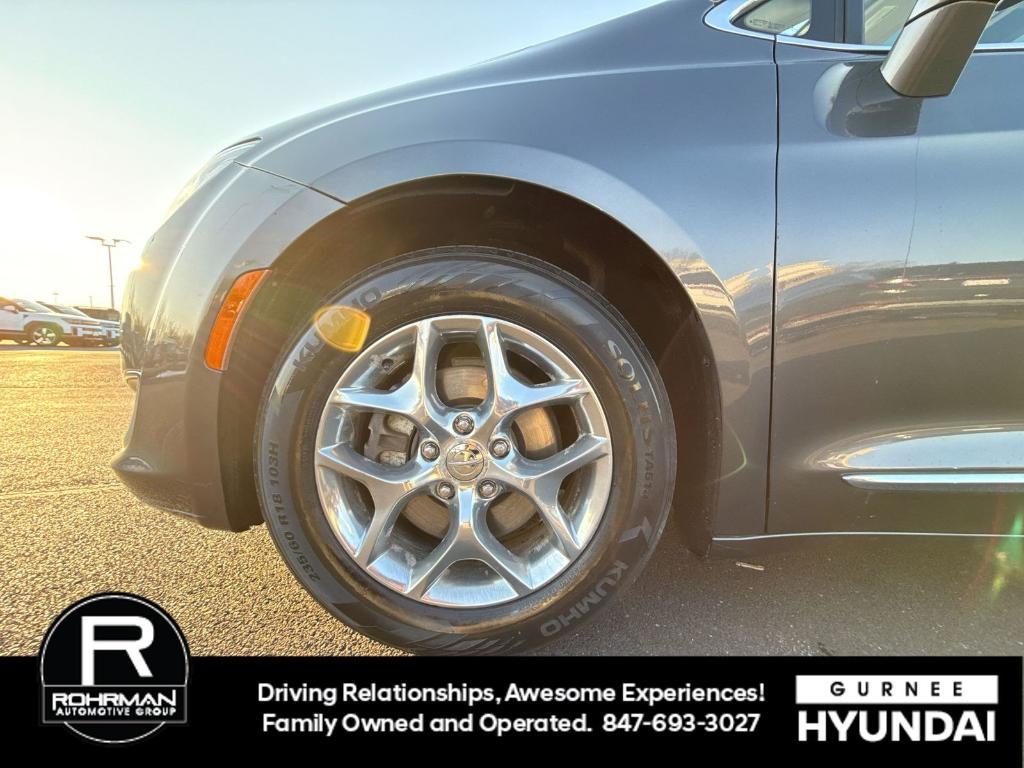 used 2017 Chrysler Pacifica car, priced at $15,297