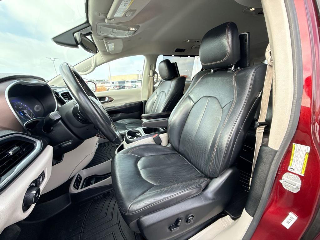 used 2018 Chrysler Pacifica car, priced at $18,971