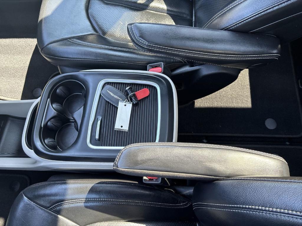 used 2022 Chrysler Pacifica car, priced at $23,327