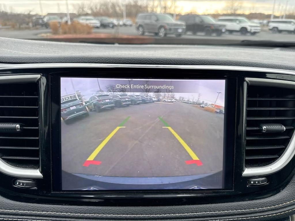 used 2022 Chrysler Pacifica car, priced at $22,936