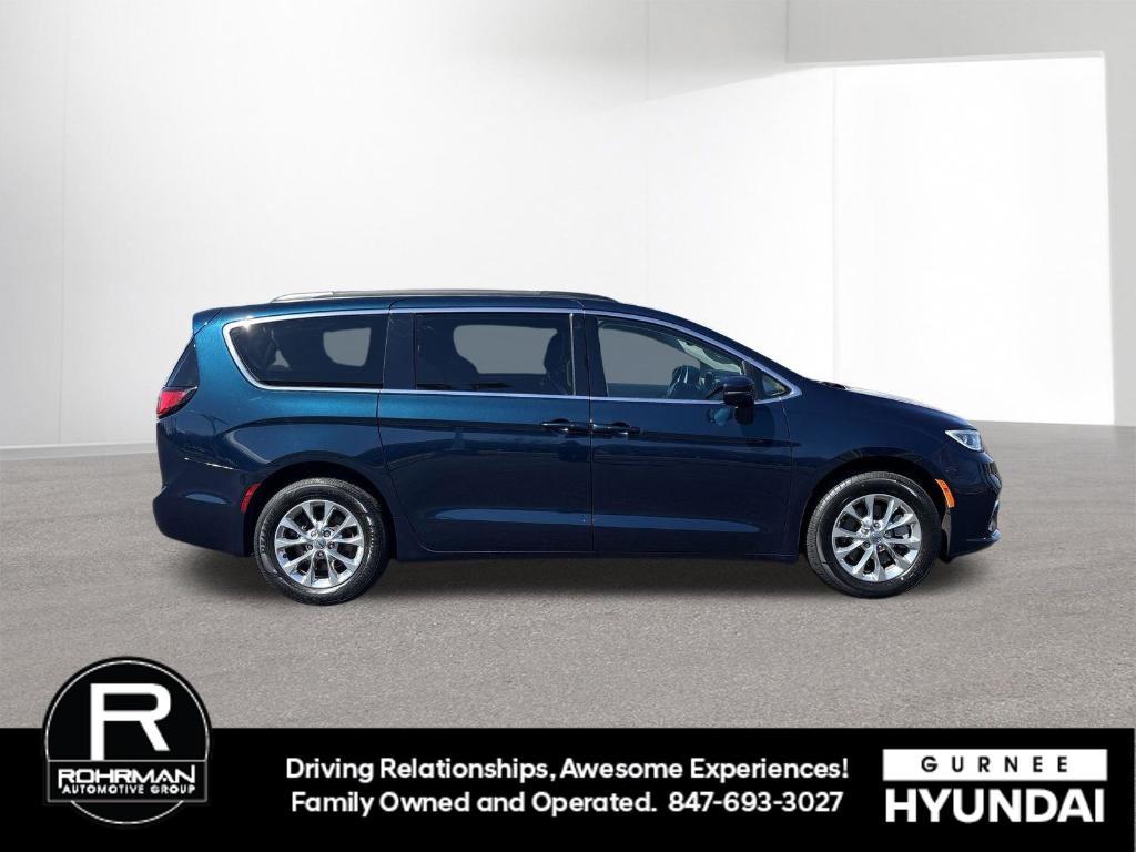 used 2022 Chrysler Pacifica car, priced at $23,327