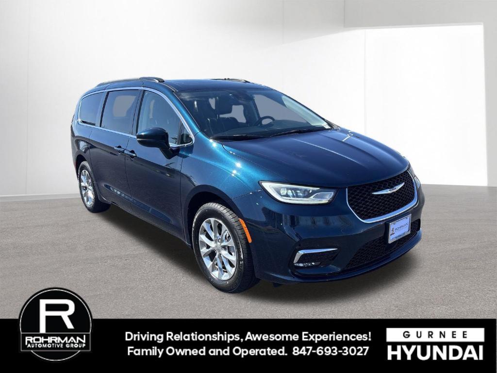 used 2022 Chrysler Pacifica car, priced at $23,327
