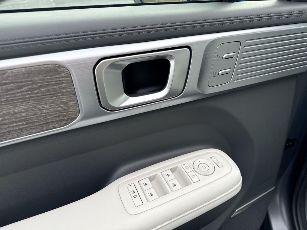 new 2026 Hyundai SANTA FE HEV car, priced at $52,524