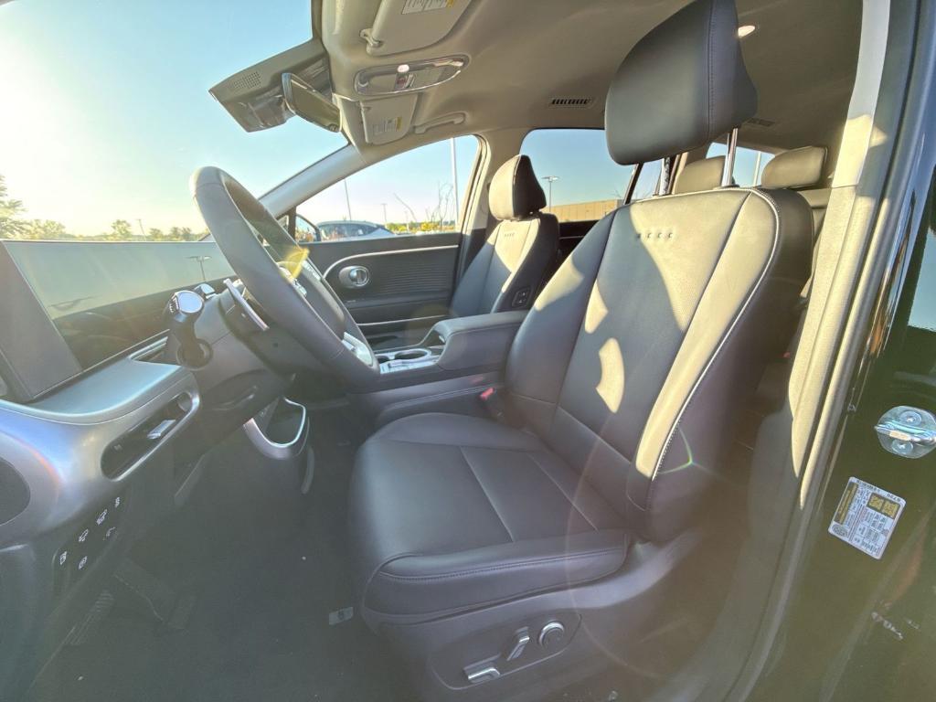 new 2026 Hyundai IONIQ 9 car, priced at $63,583