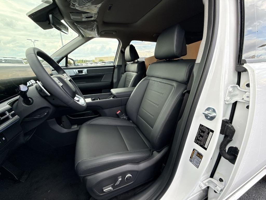 new 2026 Hyundai SANTA FE HEV car, priced at $47,685