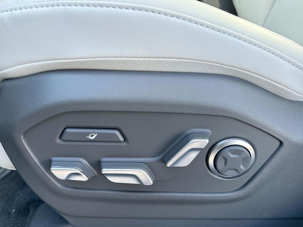 new 2026 Hyundai SANTA FE HEV car, priced at $51,615