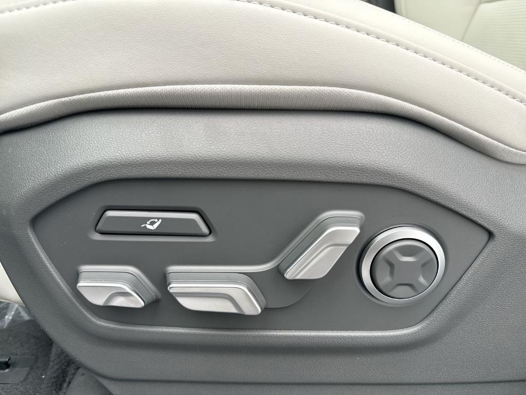 new 2026 Hyundai Santa Fe car, priced at $50,268