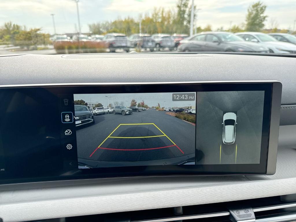 new 2026 Hyundai TUCSON Hybrid car, priced at $43,483