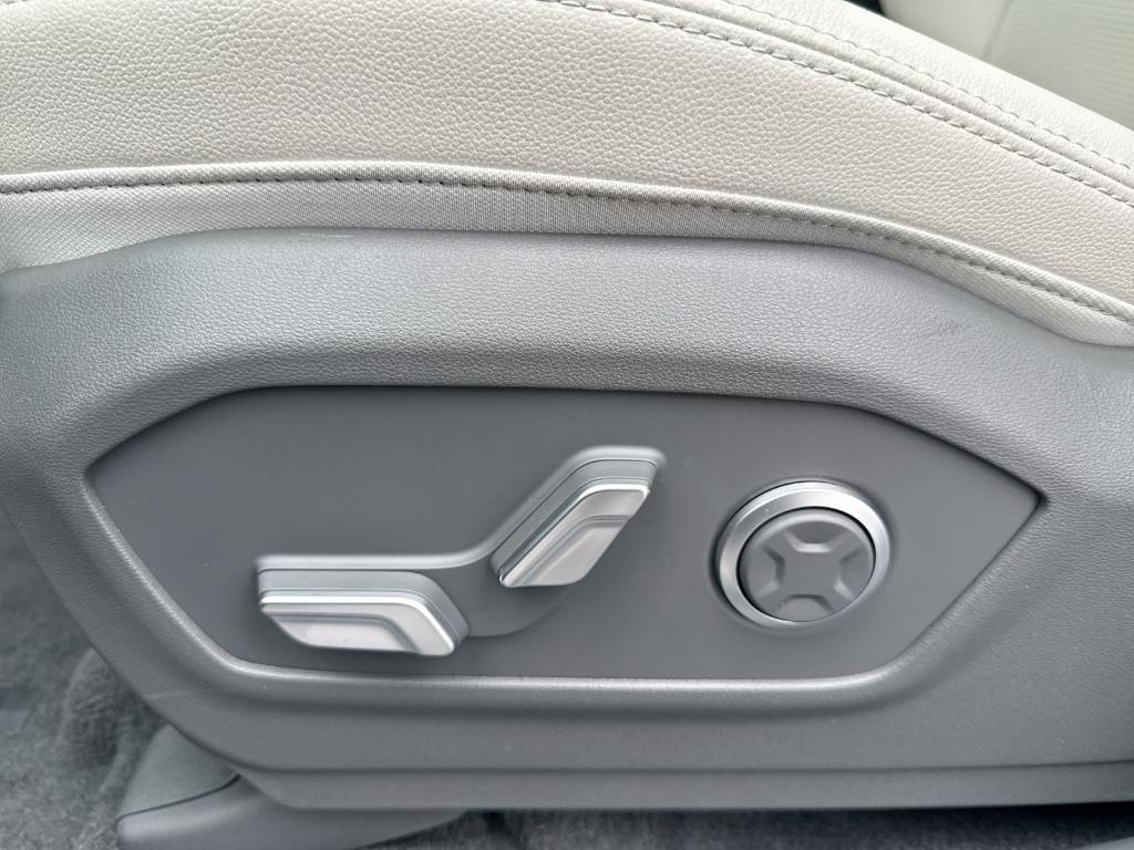 new 2026 Hyundai SANTA FE HEV car, priced at $48,657