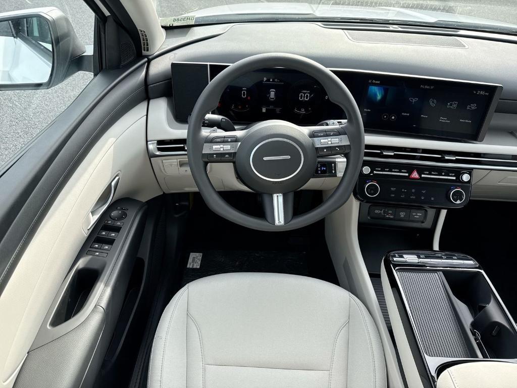 new 2026 Hyundai TUCSON Hybrid car, priced at $31,387