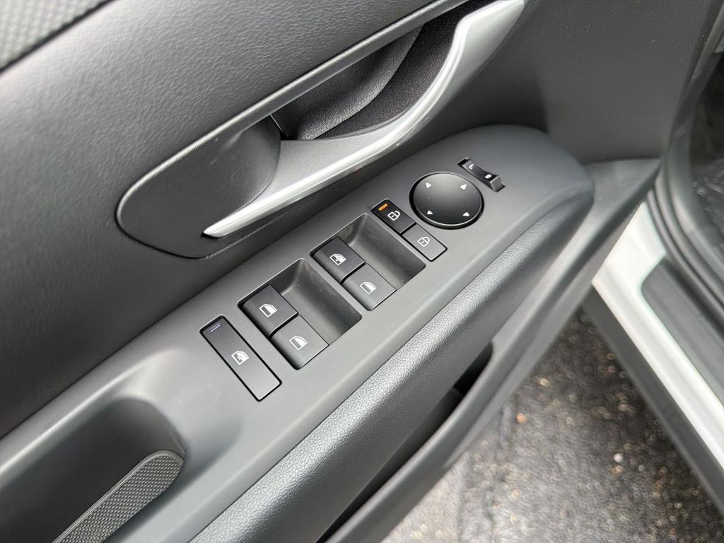 new 2026 Hyundai Tucson car, priced at $29,634