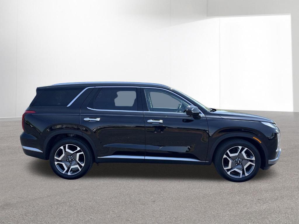 used 2024 Hyundai Palisade car, priced at $36,995