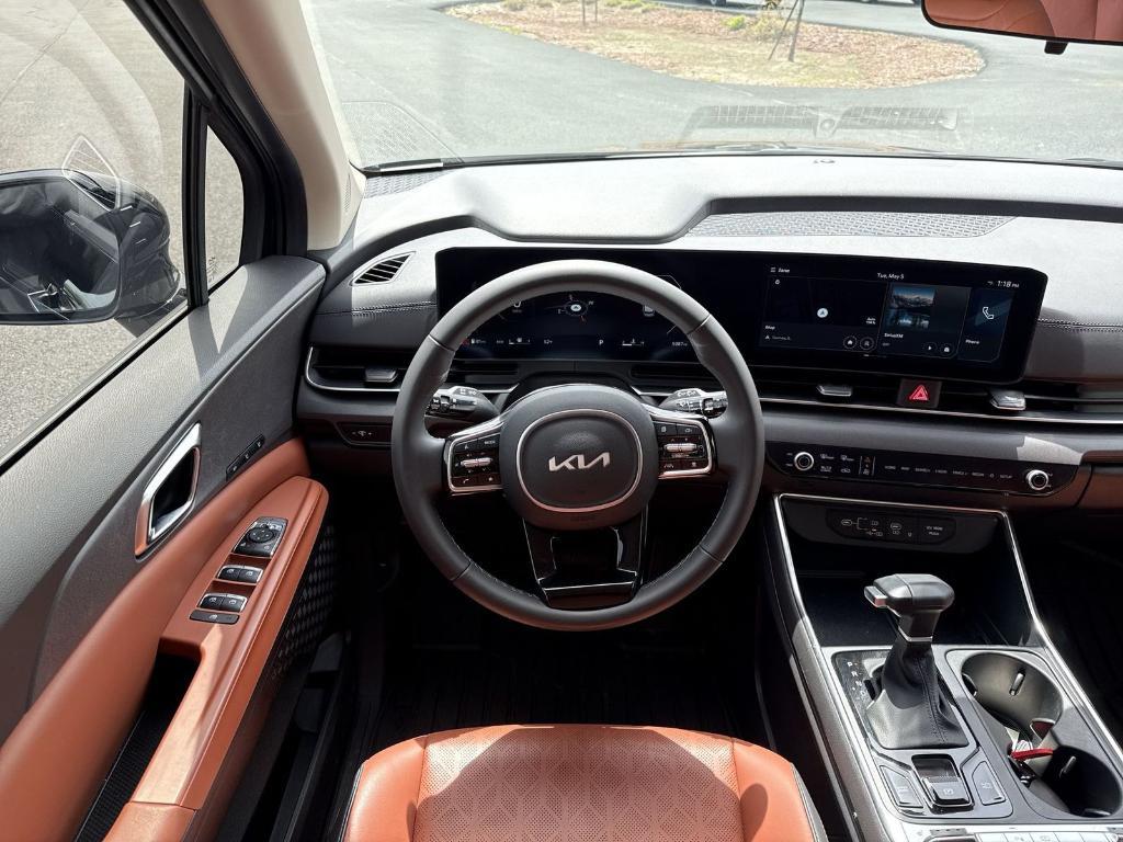used 2026 Kia Carnival car, priced at $43,945